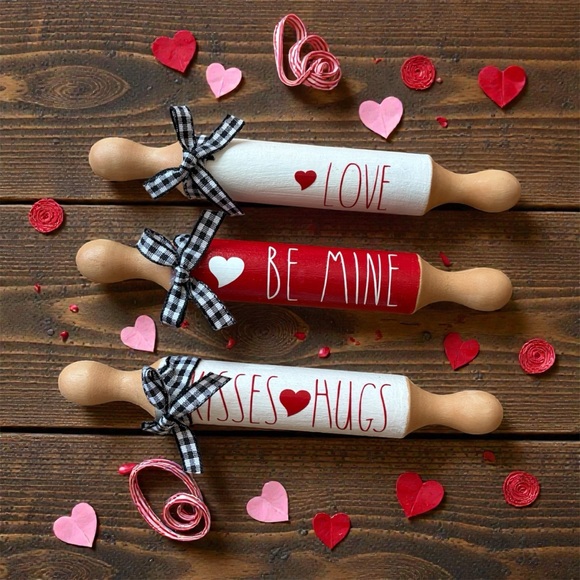 🆕 Set Valentines Day | Farmhouse Mini Rolling Pins | Tiered Tray Decor. - Picture 1 of 4